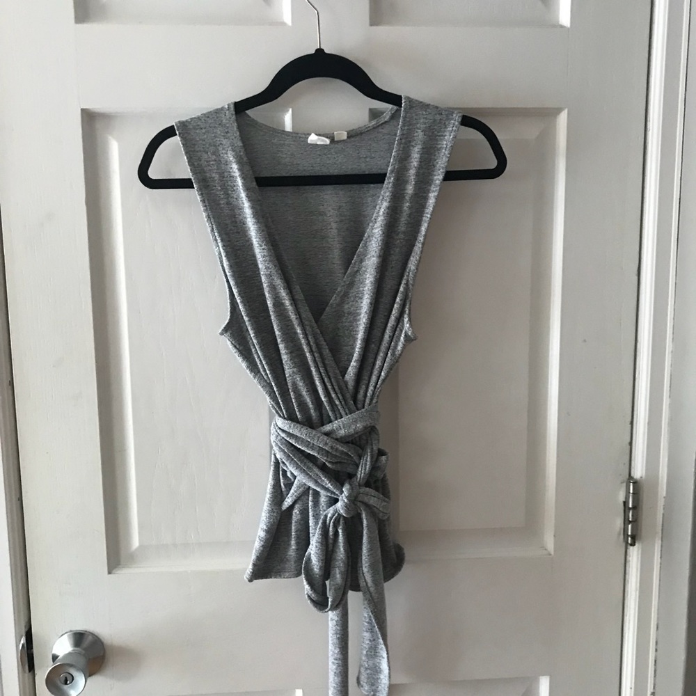 Wrap front tank